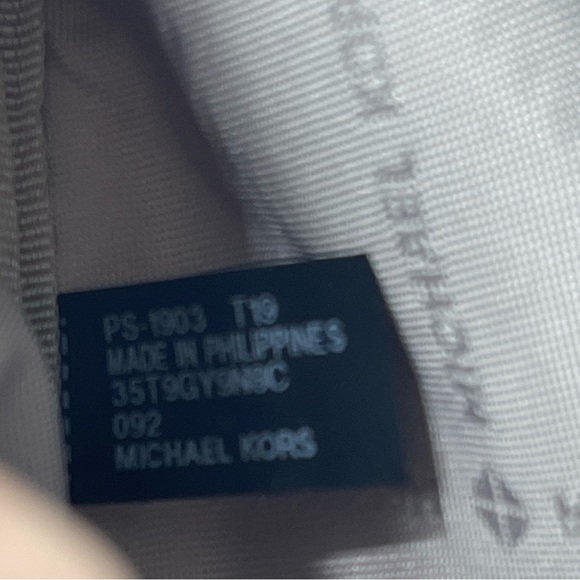 Michael Kors Kenly Studded Waist Pack Crossbody Taupe Travel Casual - Picture 12 of 12